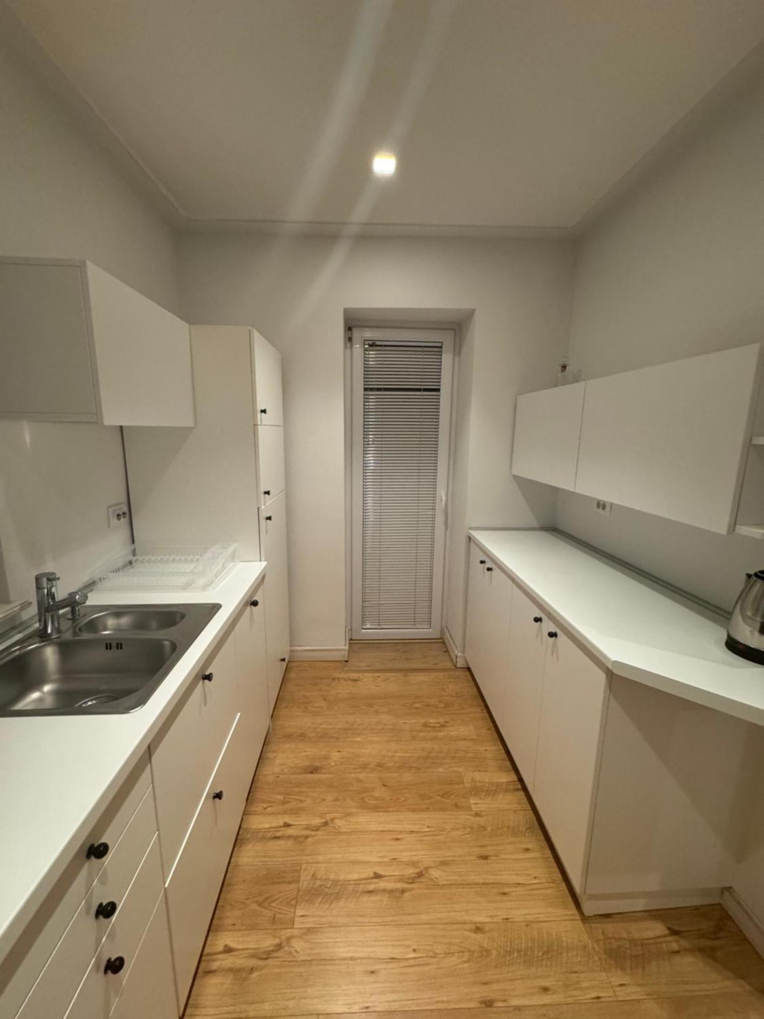 Tekija Central Stay Apartment SJJ Buitenkant foto